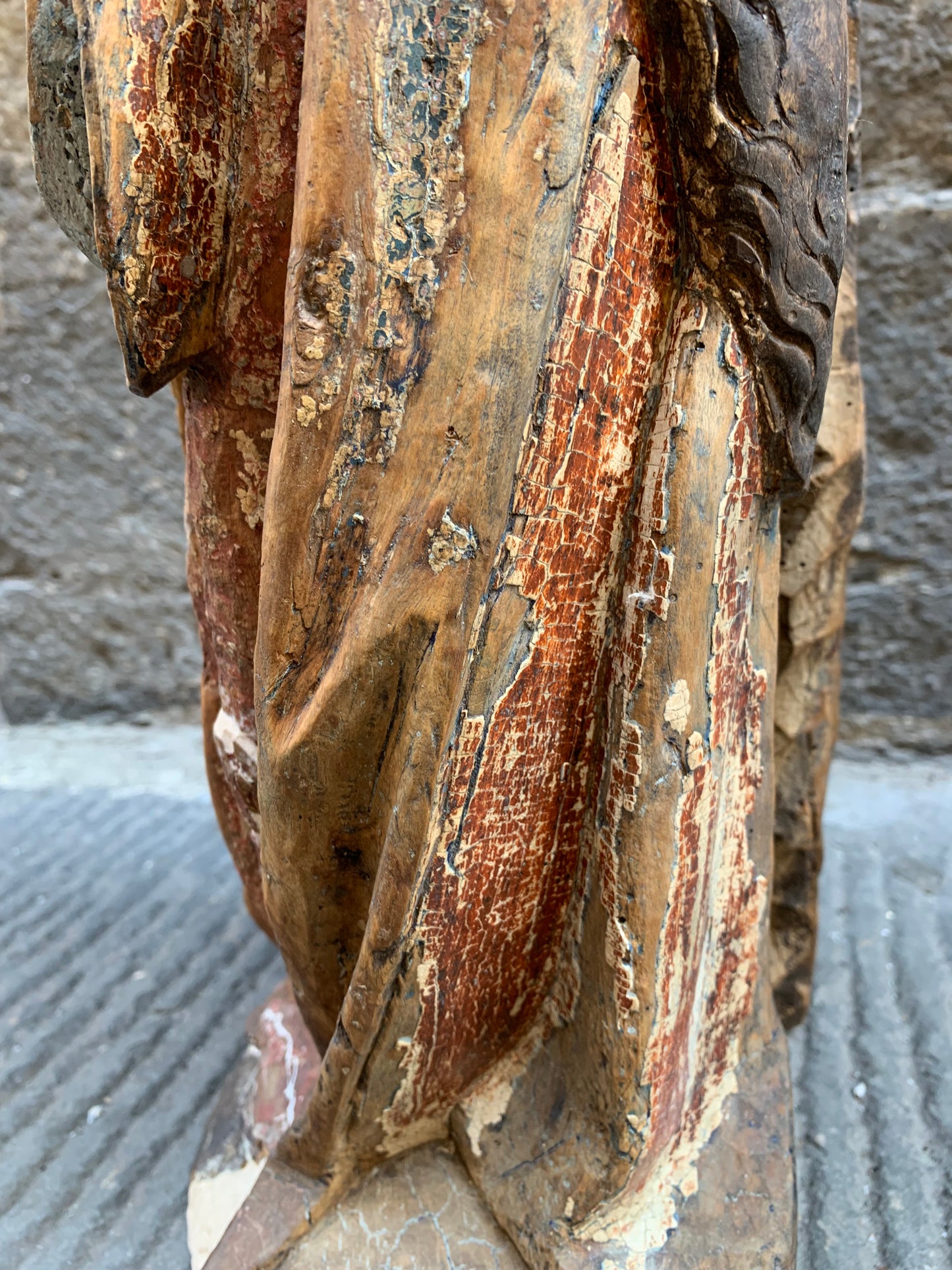 German Gothic. Polychrome wooden sculpture. Around 1500. To be restored.