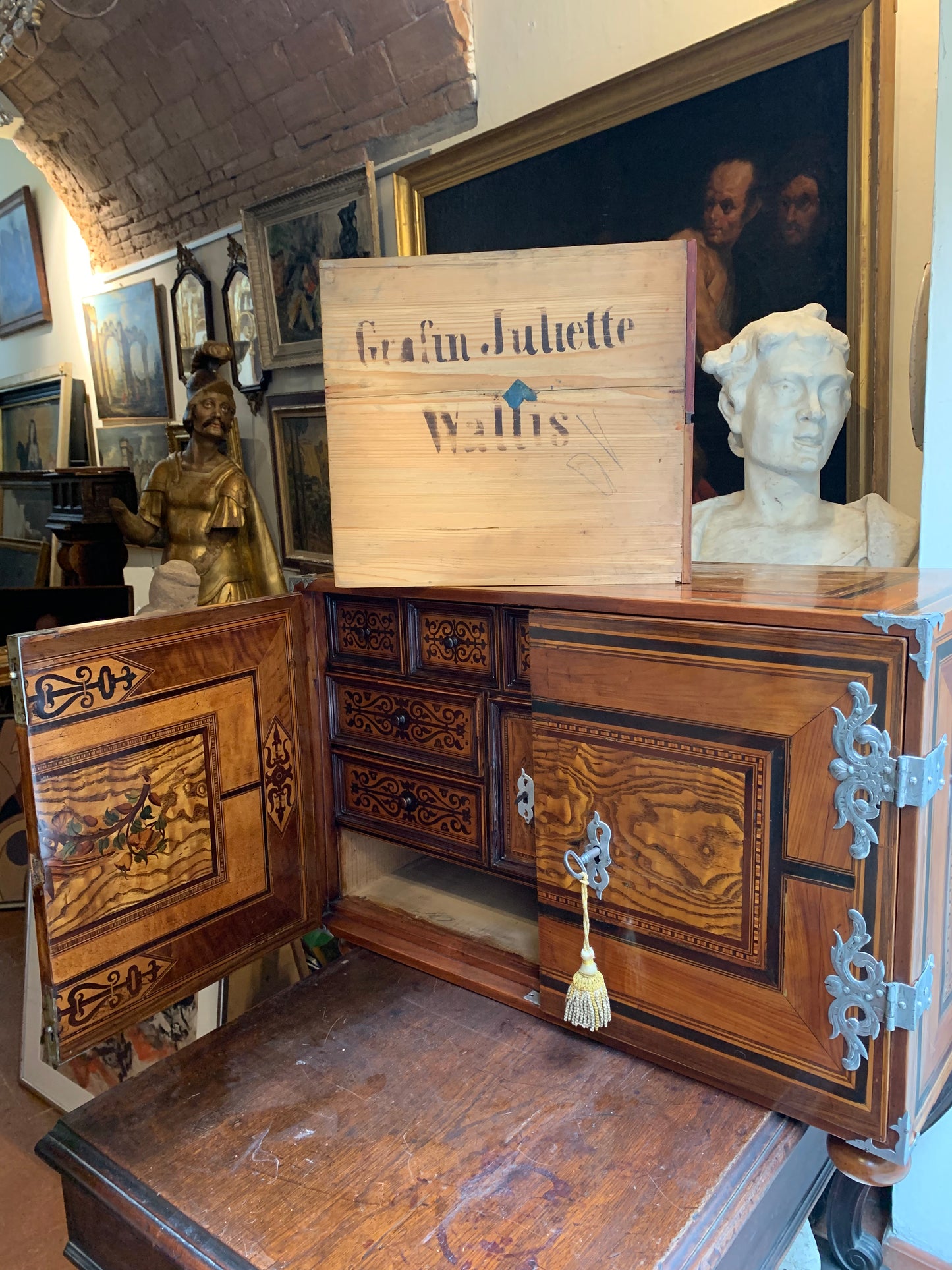 Southern Germany or Austria. A marquetry cabinet. XVII century.