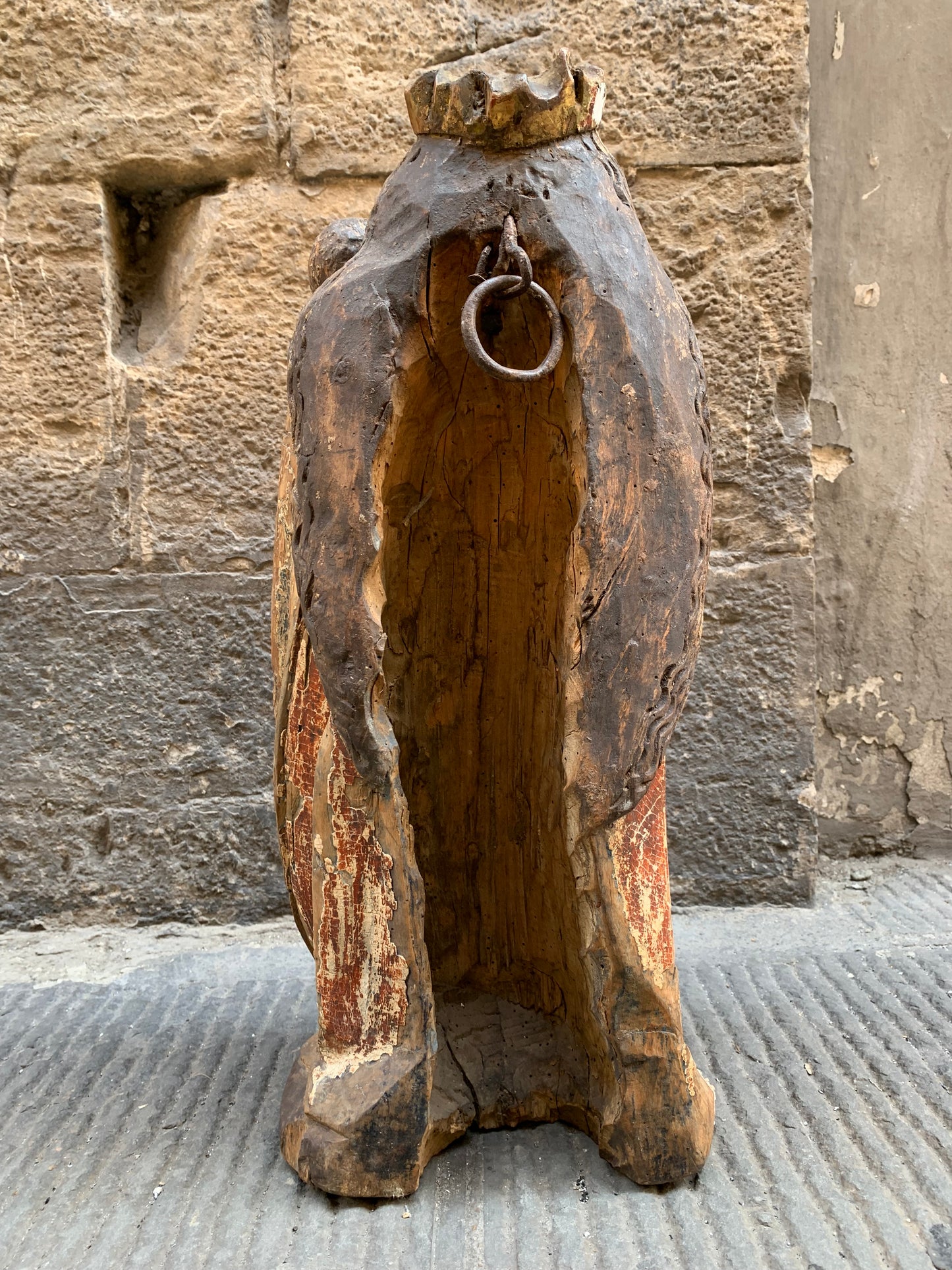 German Gothic. Polychrome wooden sculpture. Around 1500. To be restored.