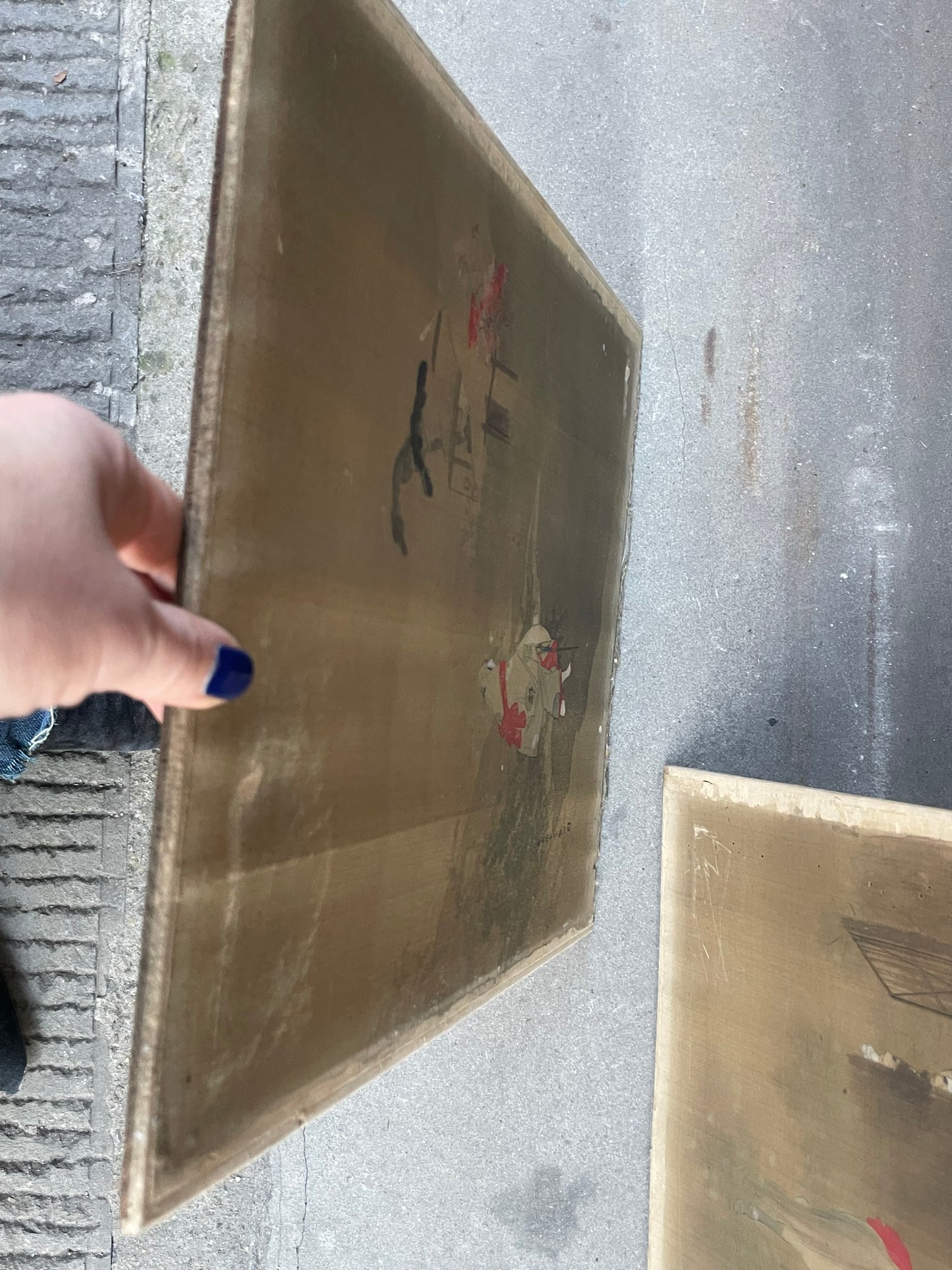 Dipinto giapponese su seta Meiji, figura femminile in kimono antico con obi rosso, 31 x 38 cm