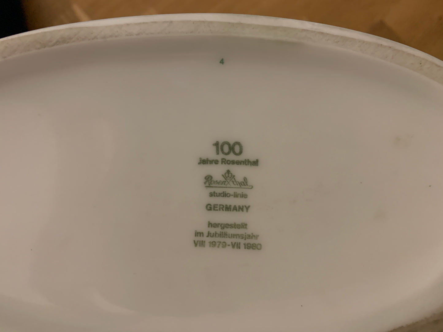 Rosenthal StudioLine vase by Ivan Rabuzin. Rosenthal Limitierte Kunstreichen.
