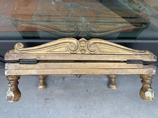 Book stand in a gilded wood. Late XVIII century