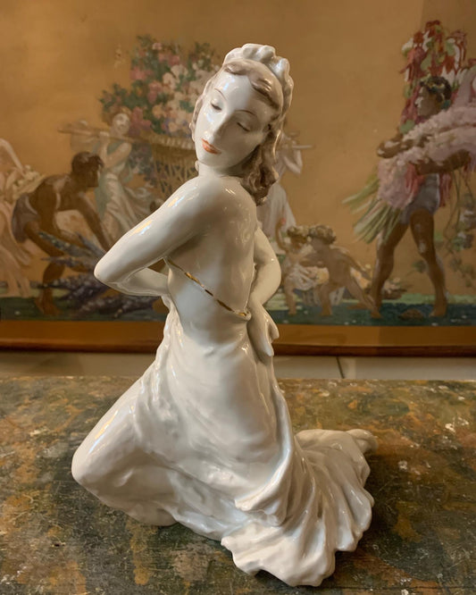 Rosenthal porcelain Dancer figurine. Sculptor. Lore Friedrich Gronau.