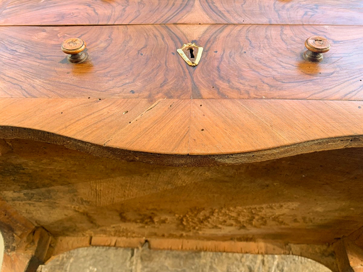 Small Chest Of Drawers In Walnut Veneer, Italy, 18th Century