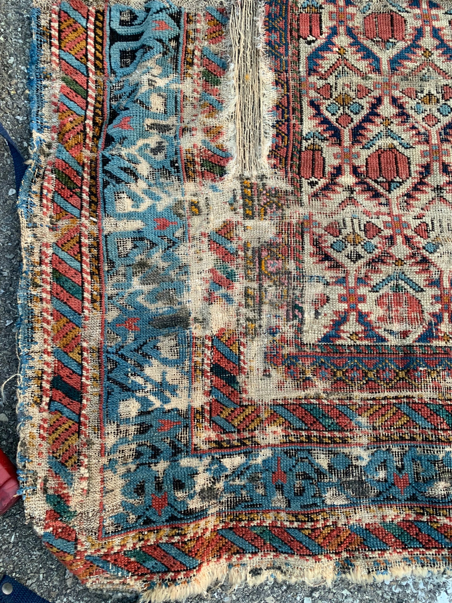 Shirvan. Mid 19th Century. Caucasian Carpet With Beautiful Border. To Be Restored.