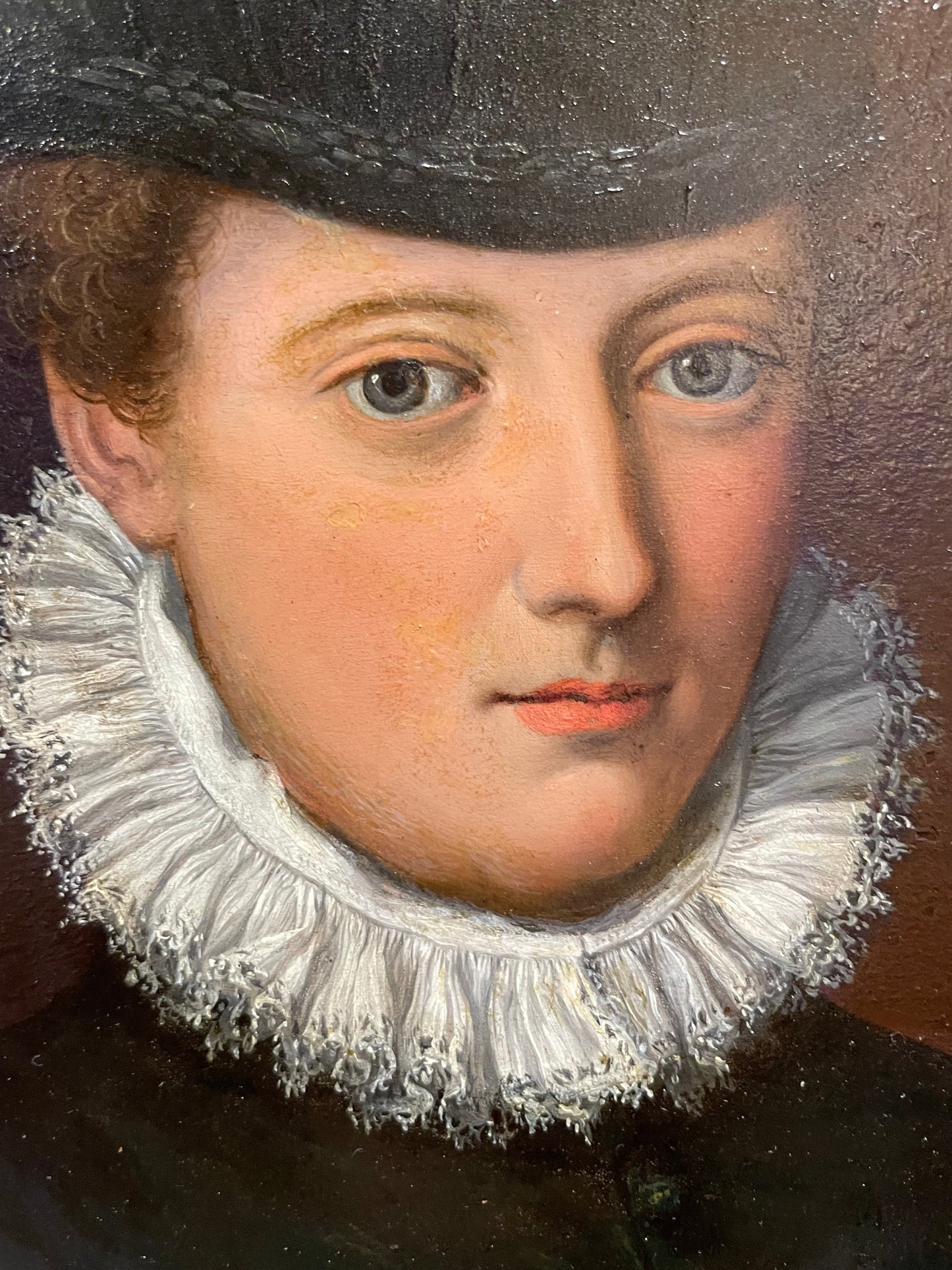 Alessandro Allori, atelier. Ritratto di dama con cappello di velluto nero. Scuola fiorentina. XVI secolo.