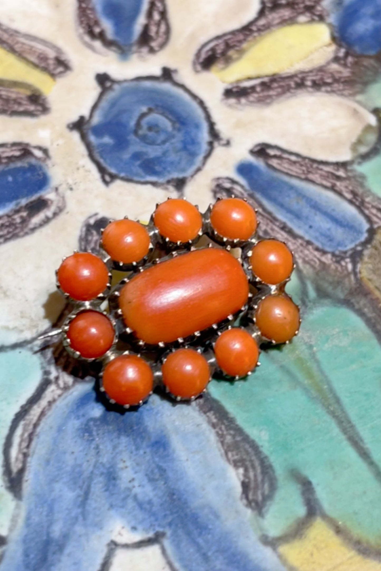 Early 19th century Georgian era English Coral and Low carat Rose Gold Brooch.