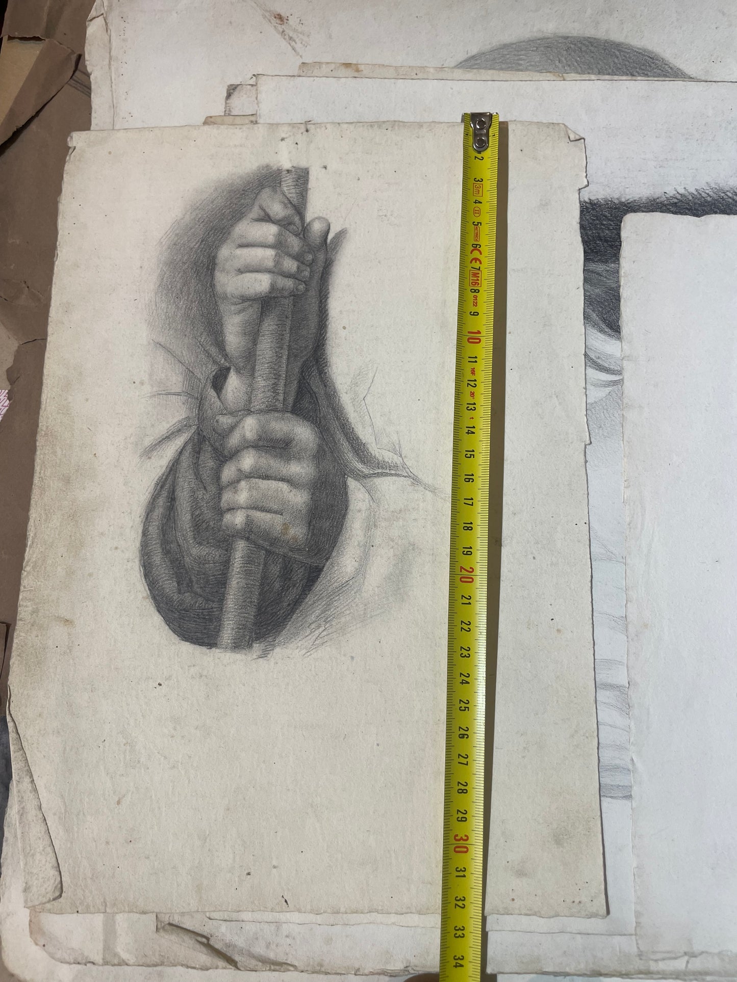 Academic Study of Hands Holding a Staff, Tuscan School, 32 × 23 cm