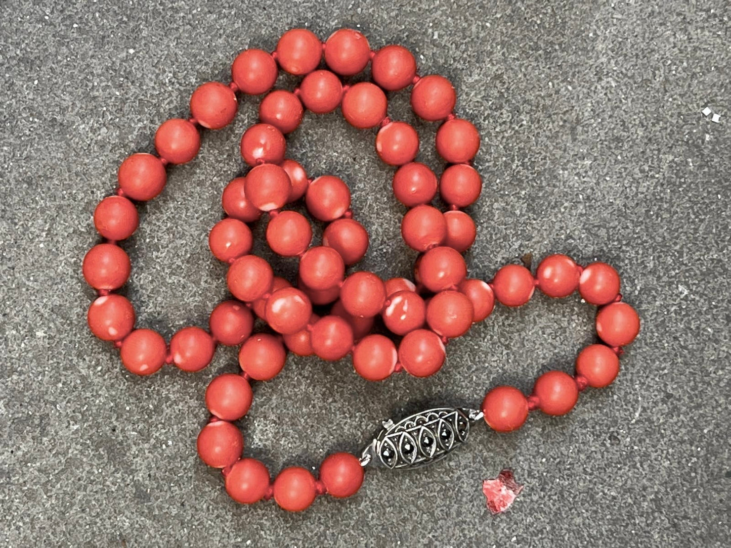 Natural Coral Necklace, Mid 20th Century with Art Deco Silver Clasp