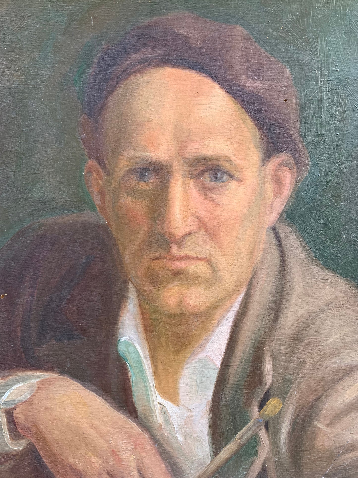 Self-portrait of the painter with beret and brush in hand, 1930s