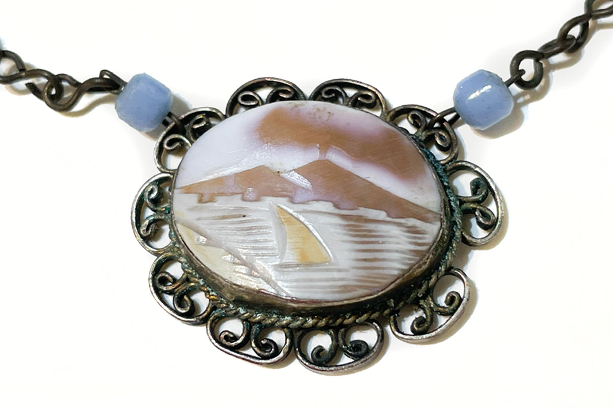 Necklace with cameo depicting Vesuvius.