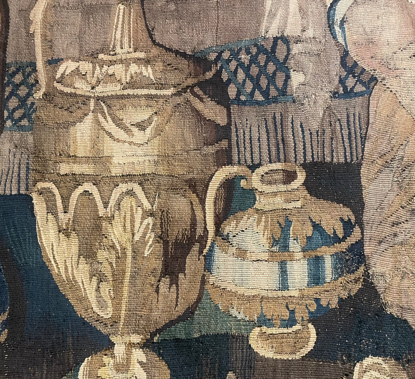 Tapestry of Aubusson with the Banquet of Cleopatra, second half of the 17th cent. Cm 240x200