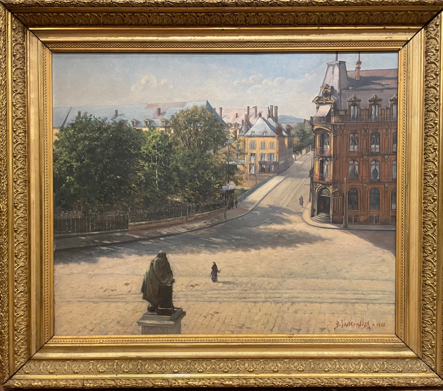 View of a French Belle Époque city with bridge and monument, 1923, cm 68 × 58 cm