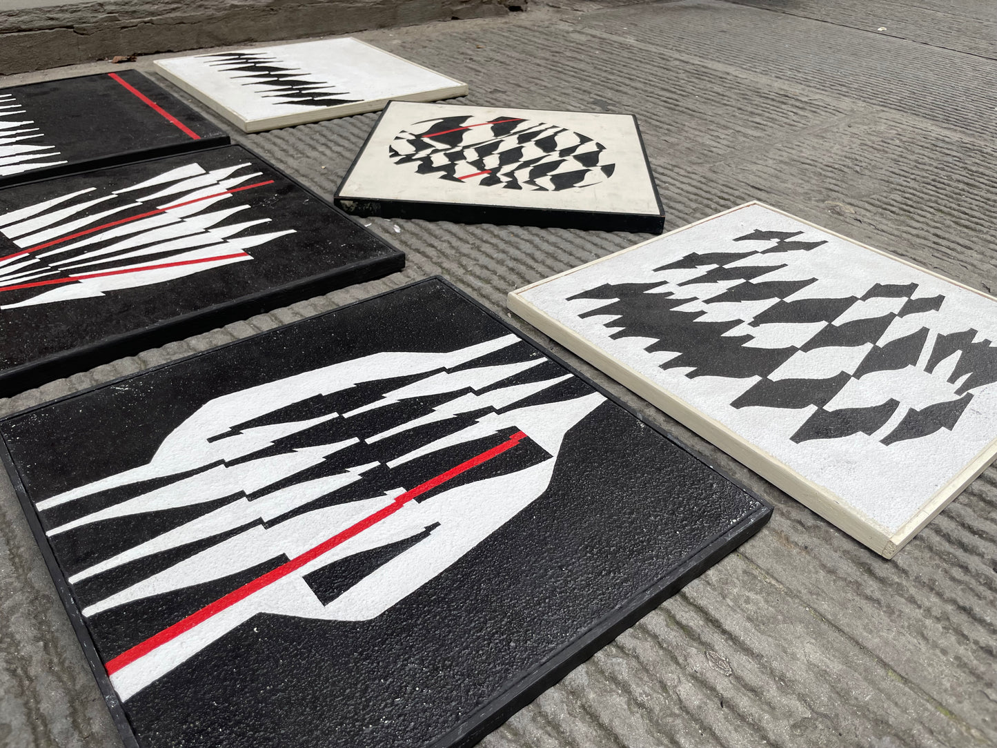 Enrico Sirello, 1975 – Effetti anisotropici nella pittura astratta italiana, Movimento Arte Programmata