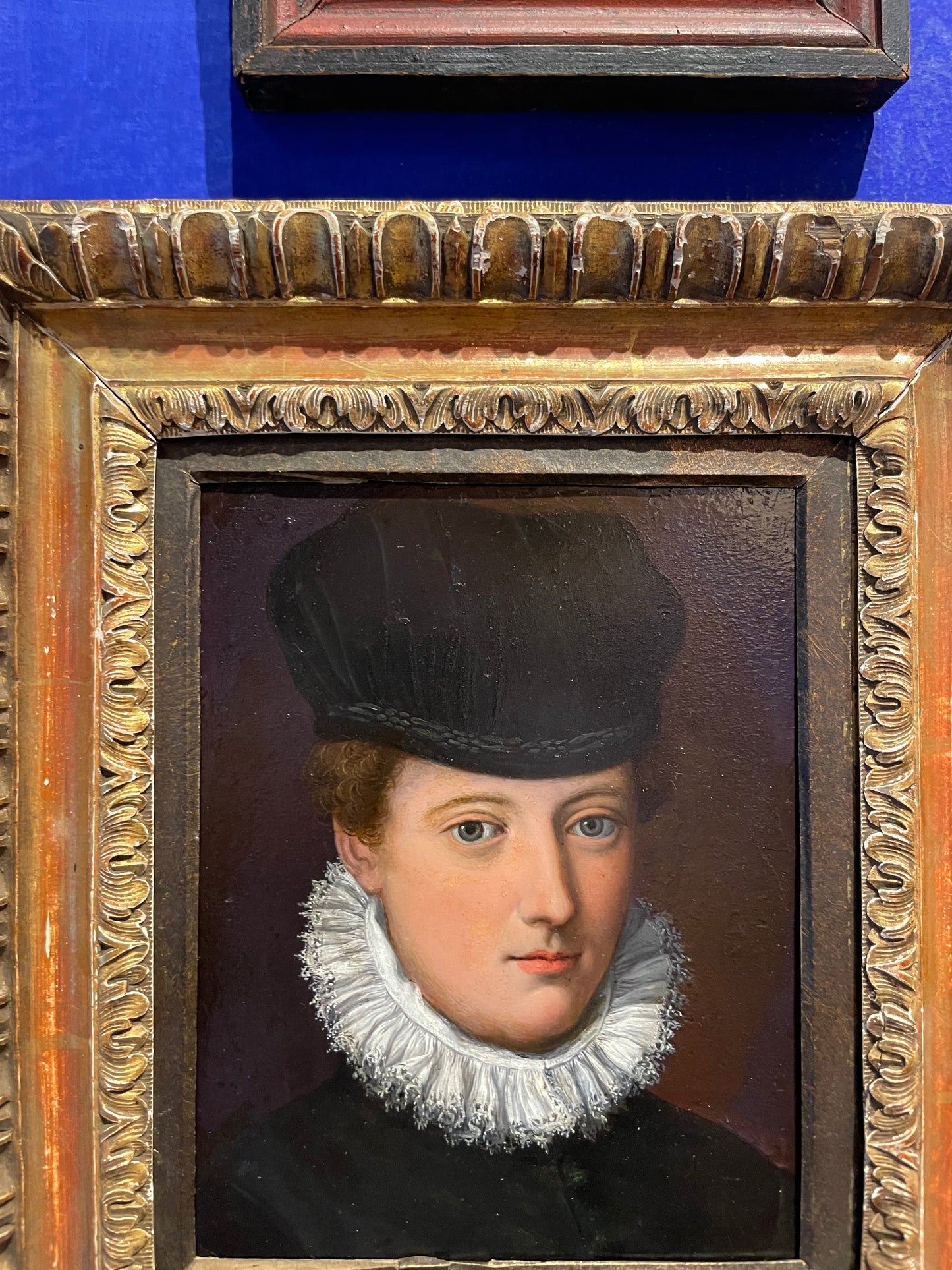 Alessandro Allori, atelier. Ritratto di dama con cappello di velluto nero. Scuola fiorentina. XVI secolo.