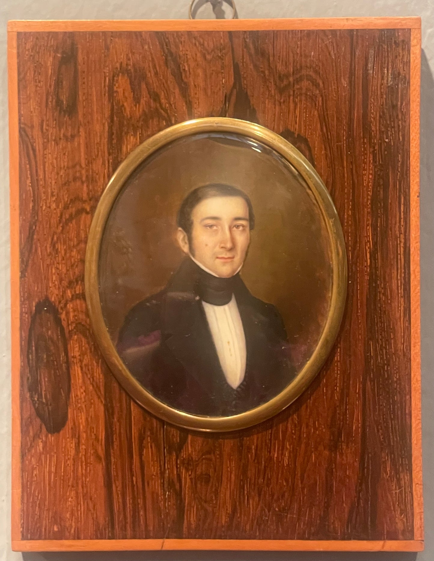 Ritratto miniatura di giovane uomo, firmato M. Chavelon (?), circa 1835–1840