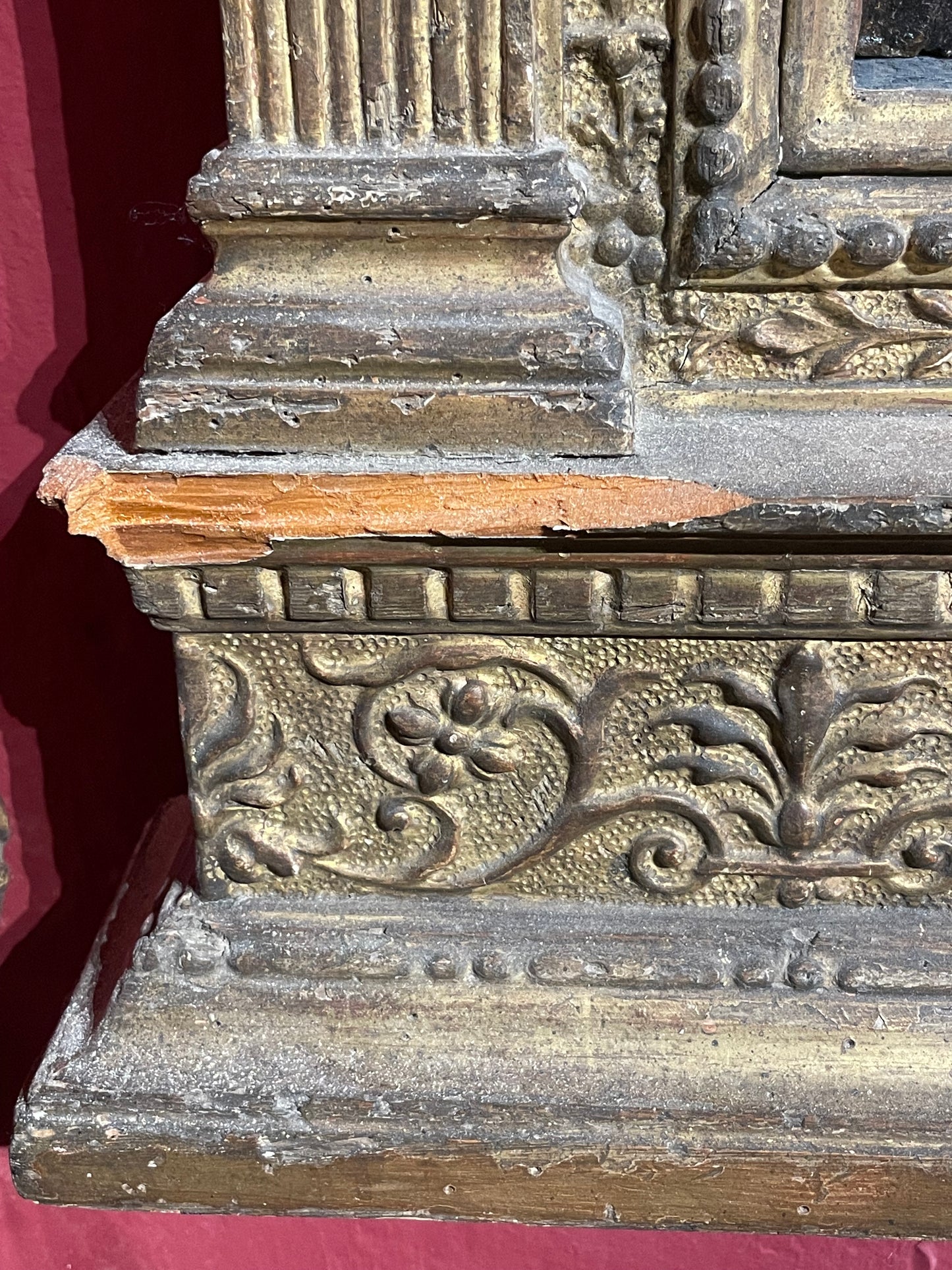 Scuola toscana (ambito fiorentino), fine XVI secolo. Sacra famiglia con San Giuseppe

Sacra Famiglia con la Vergine, il Bambino Gesù, San Giovannino e San Giuseppe