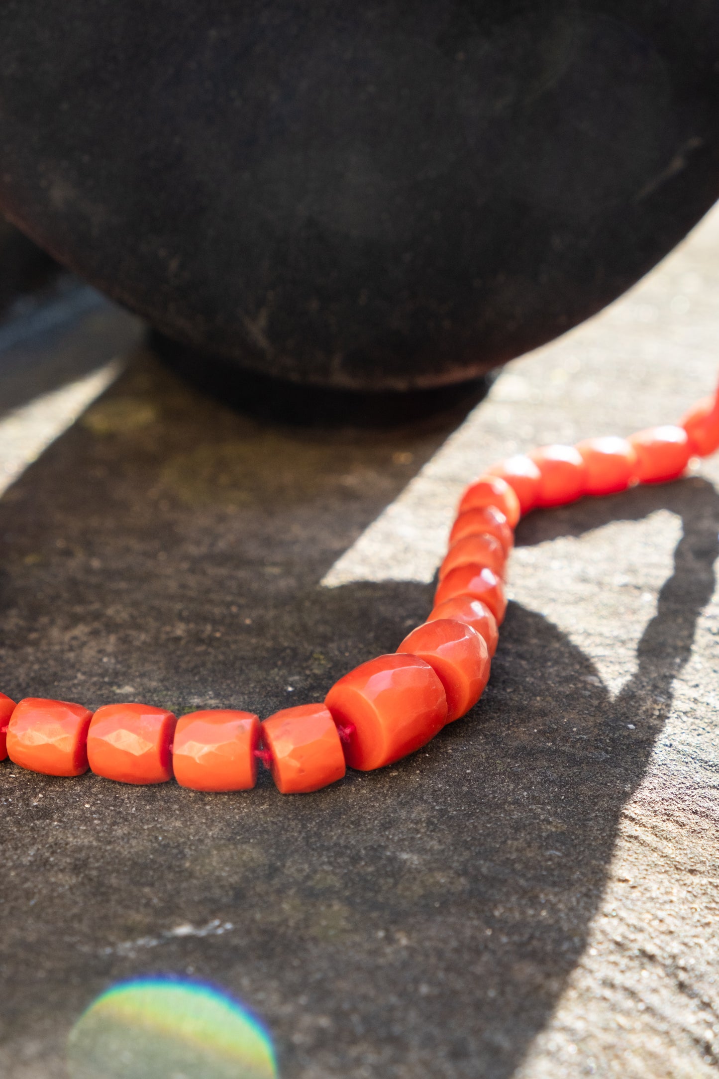 Italian necklace in antique coral with Gold And Diamond Clasp. 77cm, 77gramms