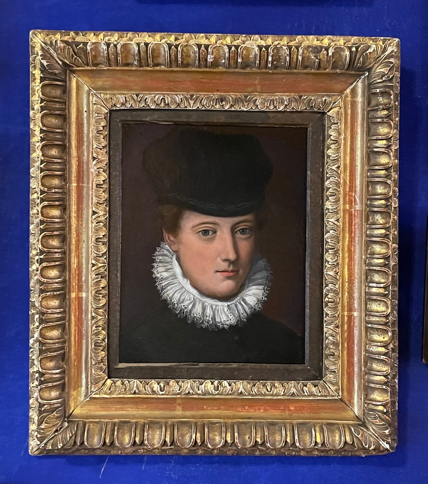Alessandro Allori, atelier. Ritratto di dama con cappello di velluto nero. Scuola fiorentina. XVI secolo.