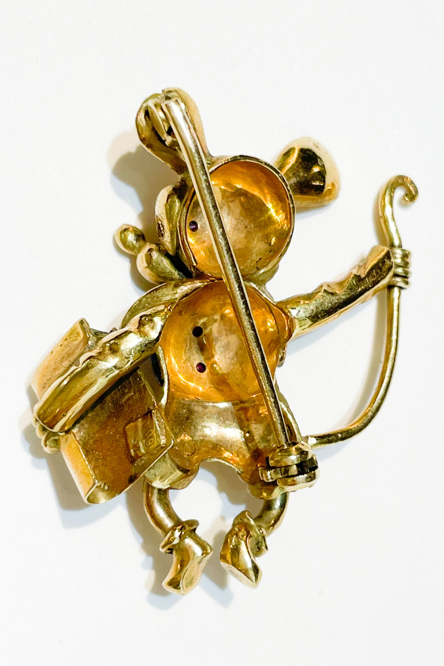 Topolino or Micky Mouse Brooch in gold and Enamels.