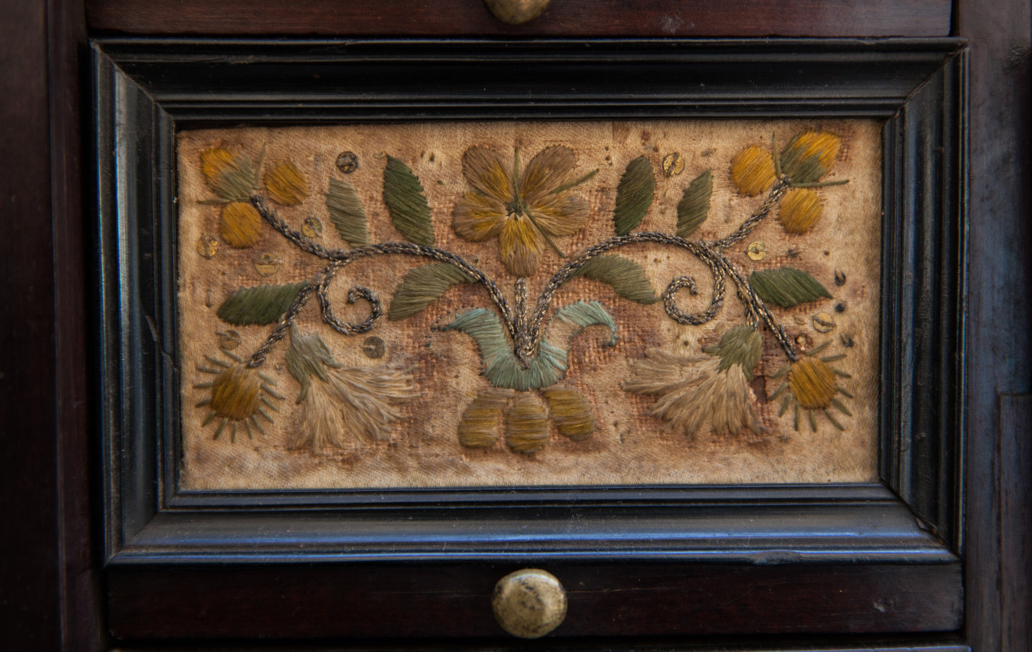Very rare Collector's Cabinet, Antwerp, 17th century. Embroidered panels.