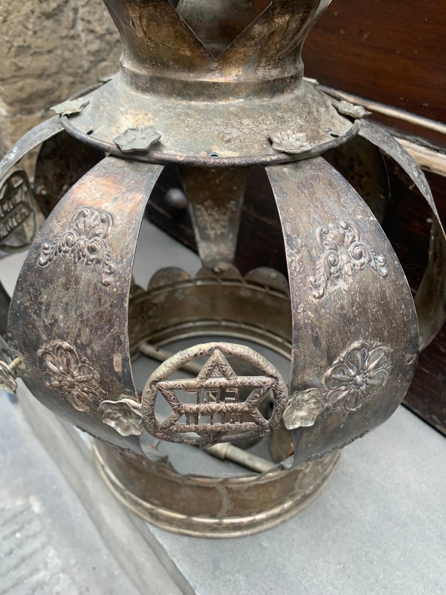 Antique Jewish crown for Torah.  2nd half of XIX century. Silver metal crown with Jewish symbols.