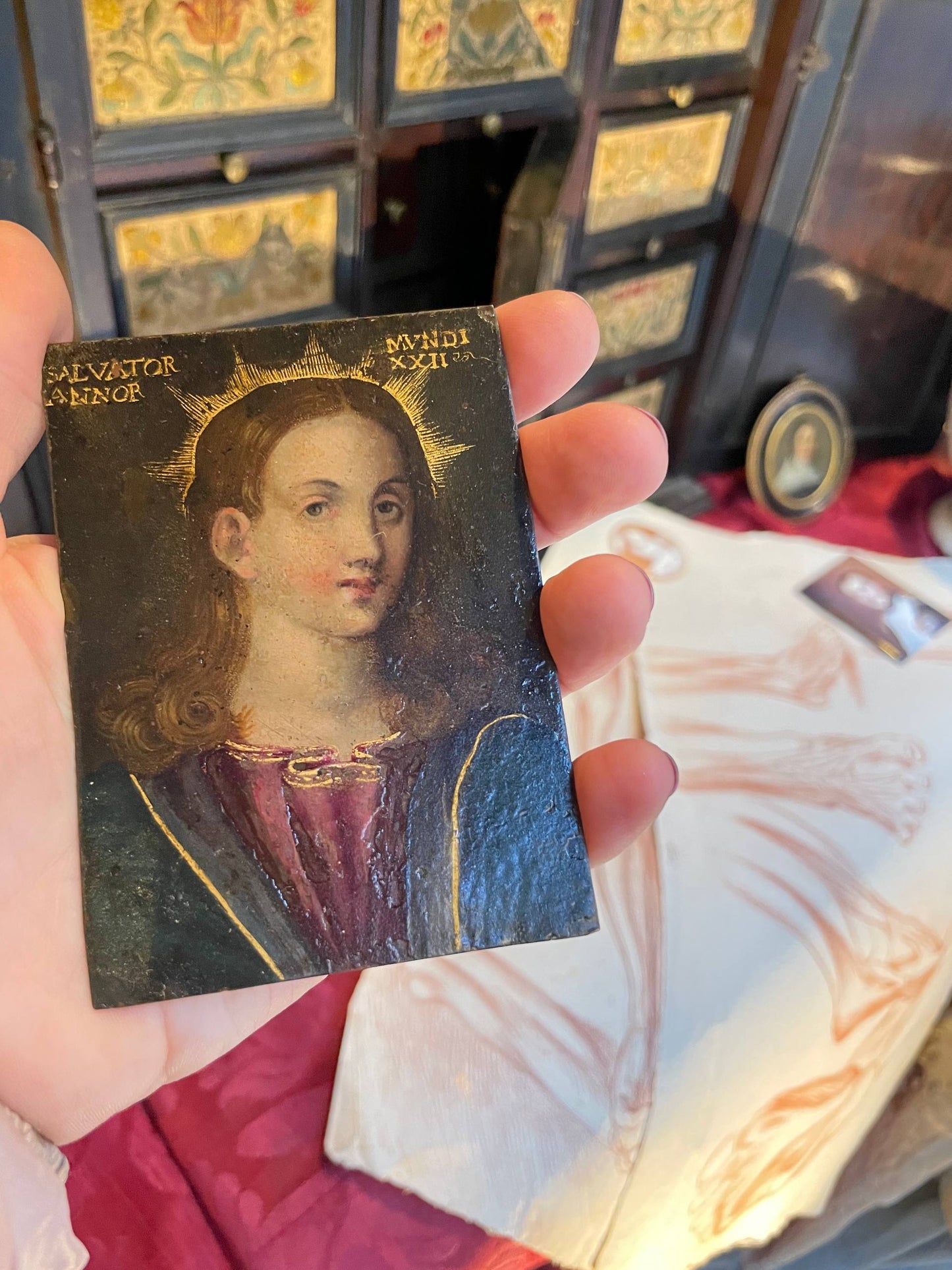 Salvator Mundi, oil on copper. North Italian school. Late 16th – early 17th century. 9 x 7 cm