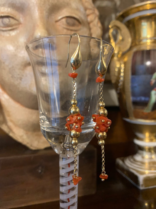 Long earrings with coral grapes. Sicilian collection.